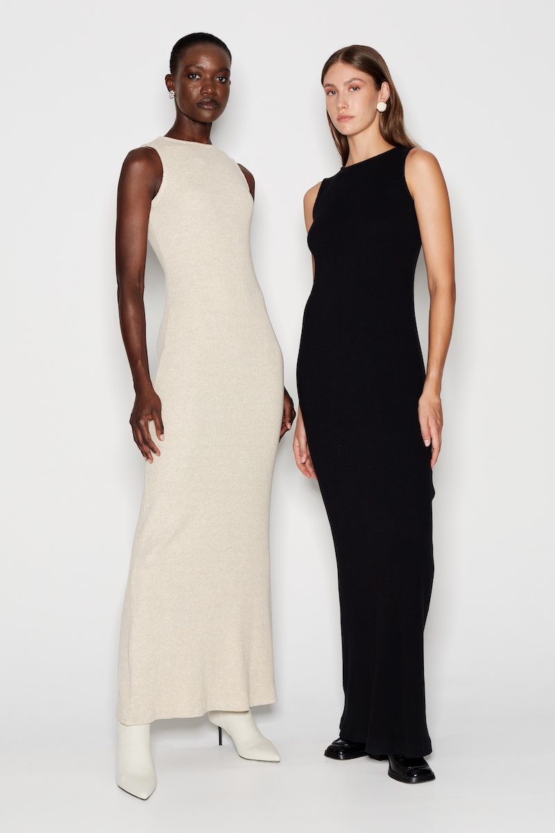 225nr16885_2NR_CINEMA_MINIMALMUSE_MINIMAL_DRESS_OFFWHITE_BEIGE_BLACK_MAXI_SLITS_FASHION_STYLE_GREEKDESIGNERS_STYLISH_