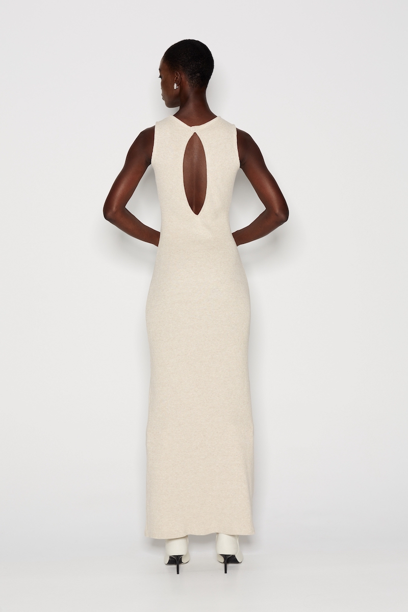 225nr16898_3NR_CINEMA_MINIMALMUSE_MINIMAL_DRESS_OFFWHITE_BEIGE_BLACK_MAXI_SLITS_FASHION_STYLE_GREEKDESIGNERS_STYLISH_