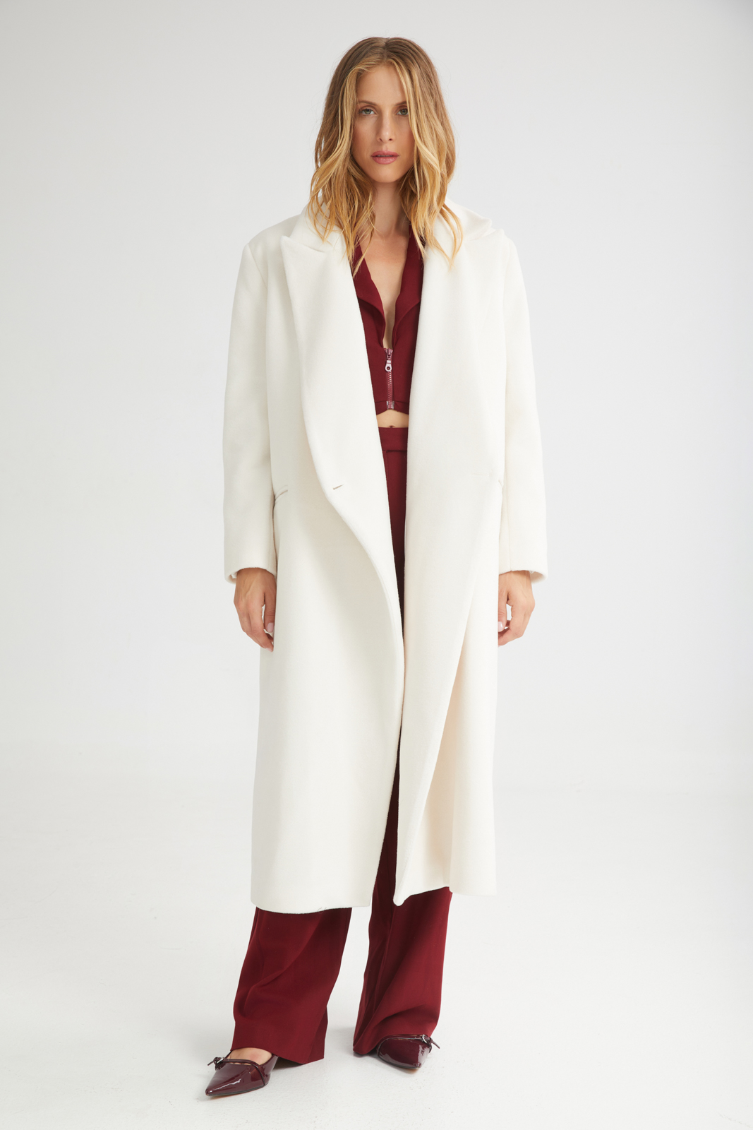 FW24-311-WHITE_1_COAT_white_light_OUTERWEAR_snowflake_overcoat_4tailors__inmotion_greekdesigners_fashion_