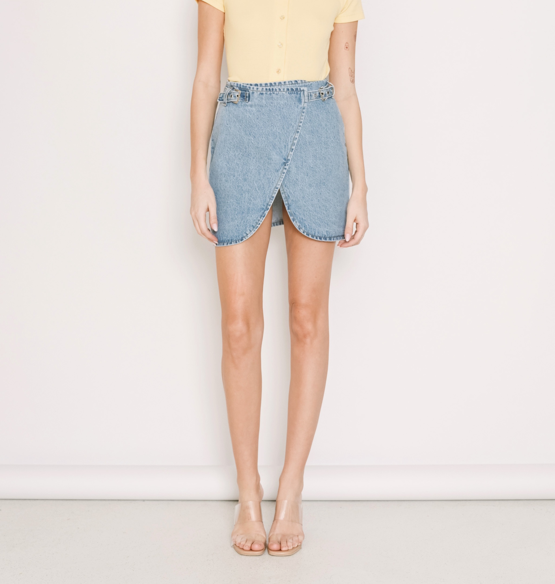 JuliaLight_salt_saltandpepper_jeans_skirt_mini_bottoms_wrap_blue_medium_pony_fashion_style_ootd_