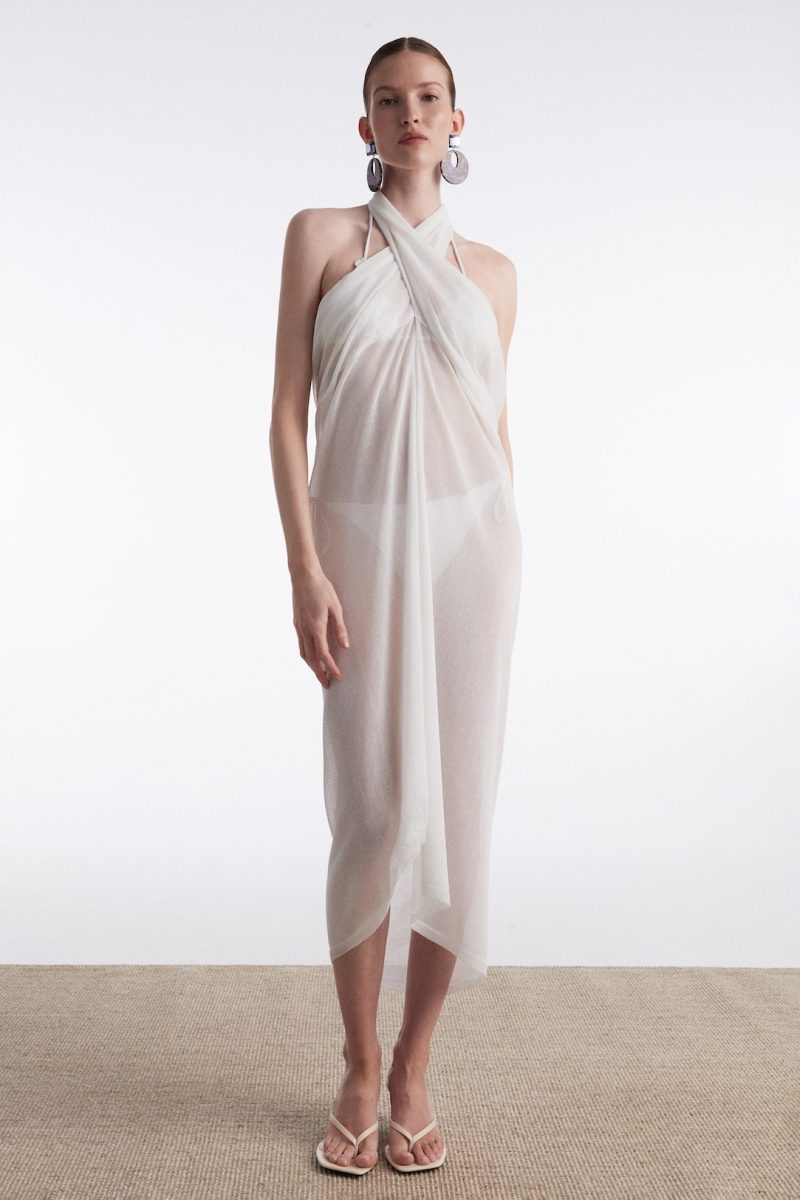 No 26 Knitted Sarong White